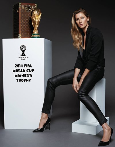 louis vuitton.fifa trophy case giesele