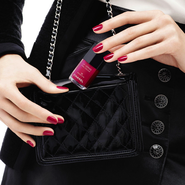 Chanel's cult classic N 19 polish from 1987