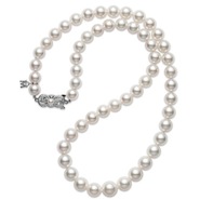 Mikimoto pearl necklace 