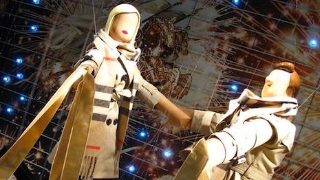 Burberry figurines for Printemps' 2015 holiday display