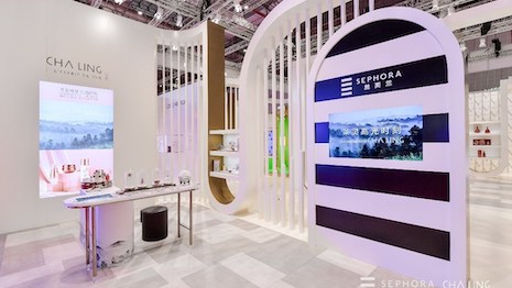 Sephora presents Cha Ling at the 5th CIIE in China. Image credit: Sephora