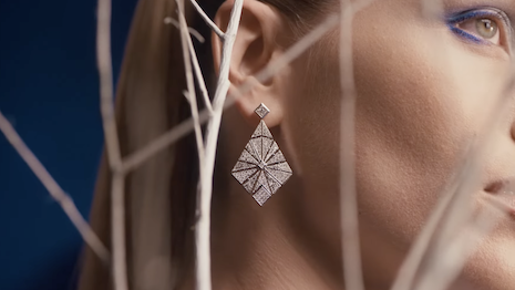 The Metamorphosis collection welcomes new volumes, nods to nature and butterflies in a celebration of transformation. Image credit: De Beers