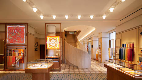 Hermès has occupied the space at 22 Graben for over twenty years. Image credit: Hermès